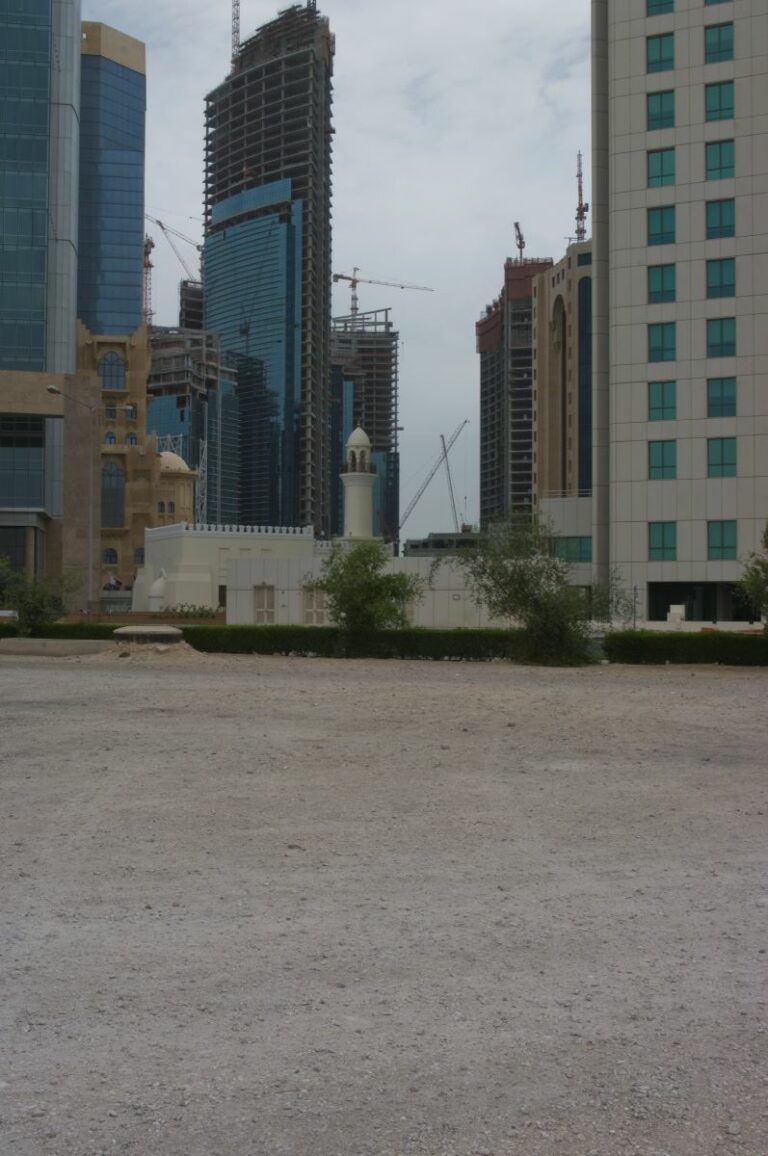 Mosque Financial center 2013
