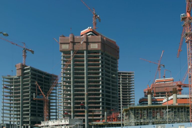 Barwa towers. Financial center 2011