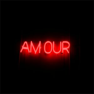 9 ROUGE AMOUR